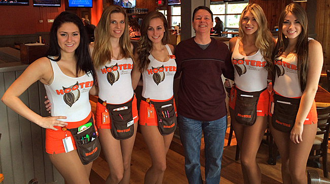 Denise with the Hooters girls