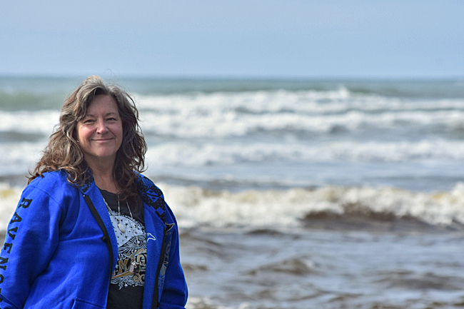 Cindy in front of the Pacific Ocean at Ruby Beach.